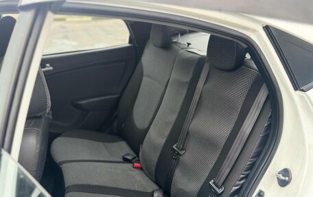 Hyundai Solaris II рестайлинг, 2013 год, 575 000 рублей, 17 фотография