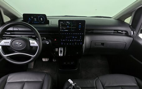 Hyundai Staria, 2022 год, 3 865 000 рублей, 8 фотография