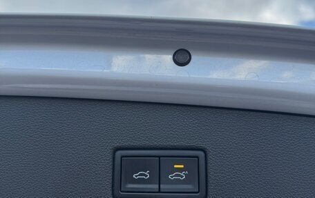 Volkswagen Tiguan II, 2018 год, 2 750 000 рублей, 13 фотография