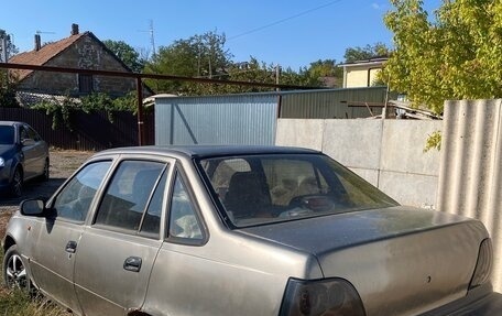 Daewoo Nexia I рестайлинг, 2003 год, 90 000 рублей, 3 фотография