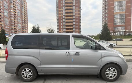 Hyundai Grand Starex Grand Starex I рестайлинг 2, 2011 год, 1 550 000 рублей, 5 фотография