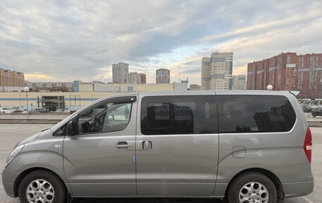 Hyundai Grand Starex Grand Starex I рестайлинг 2, 2011 год, 1 550 000 рублей, 9 фотография