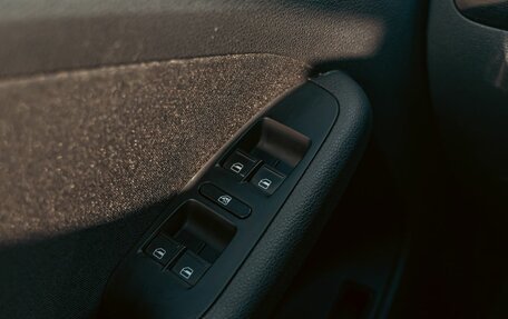 Volkswagen Jetta VI, 2018 год, 1 095 000 рублей, 11 фотография