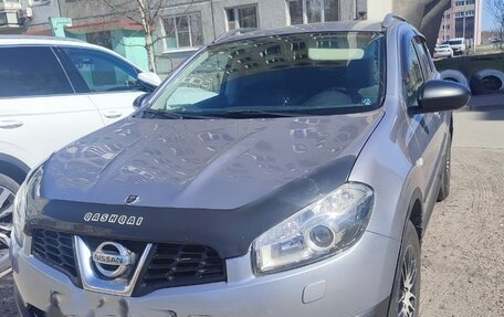 Nissan Qashqai, 2010 год, 950 000 рублей, 3 фотография