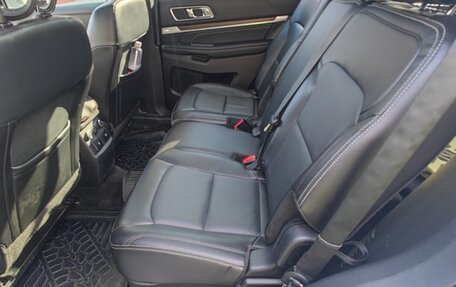Ford Explorer VI, 2016 год, 3 450 000 рублей, 9 фотография