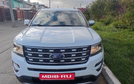 Ford Explorer VI, 2016 год, 3 450 000 рублей, 2 фотография