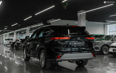 Toyota Highlander, 2025 год, 5 500 000 рублей, 10 фотография