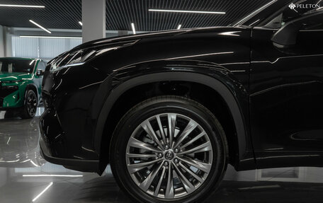 Toyota Highlander, 2025 год, 5 500 000 рублей, 32 фотография