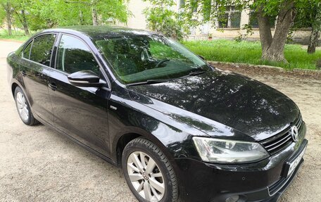 Volkswagen Jetta VI, 2013 год, 1 050 000 рублей, 3 фотография