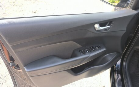 Hyundai Solaris II рестайлинг, 2018 год, 1 150 000 рублей, 10 фотография