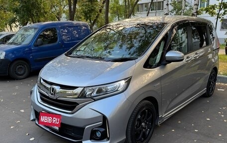 Honda Freed II, 2018 год, 2 200 000 рублей, 3 фотография