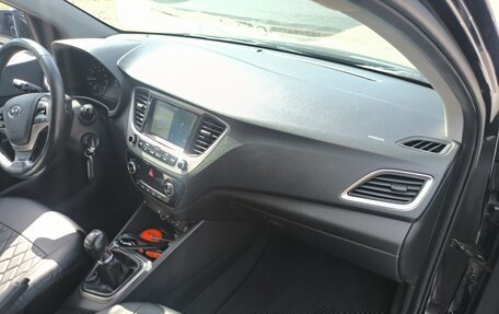 Hyundai Solaris II рестайлинг, 2018 год, 1 150 000 рублей, 15 фотография