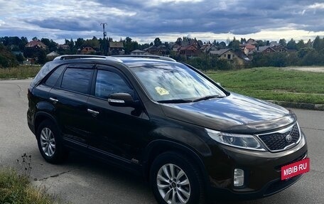 KIA Sorento II рестайлинг, 2014 год, 2 000 000 рублей, 2 фотография