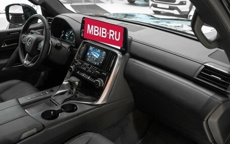 Lexus LX, 2024 год, 23 400 000 рублей, 17 фотография