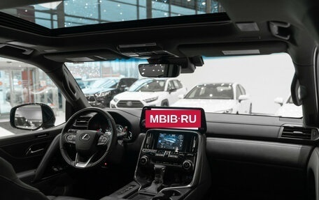 Lexus LX, 2024 год, 23 400 000 рублей, 7 фотография