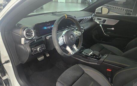 Mercedes-Benz CLA AMG, 2023 год, 6 181 204 рублей, 12 фотография