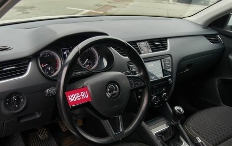 Skoda Octavia, 2017 год, 1 745 000 рублей, 10 фотография