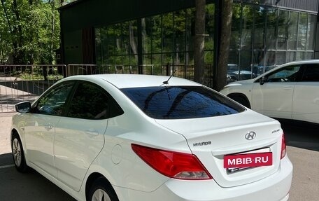 Hyundai Solaris II рестайлинг, 2016 год, 700 000 рублей, 4 фотография