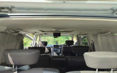 Nissan Elgrand III, 2005 год, 1 400 000 рублей, 18 фотография