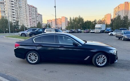 BMW 5 серия, 2019 год, 1 700 000 рублей, 3 фотография