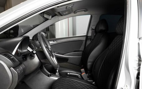 Hyundai Solaris II рестайлинг, 2016 год, 955 500 рублей, 14 фотография