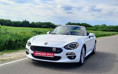 Fiat 124 Spider I, 2017 год, 2 500 000 рублей, 1 фотография