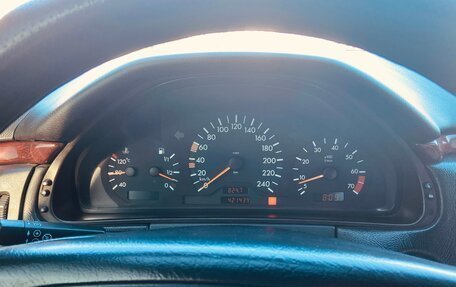 Mercedes-Benz E-Класс, 1997 год, 400 000 рублей, 5 фотография