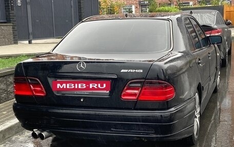 Mercedes-Benz E-Класс, 1997 год, 400 000 рублей, 2 фотография