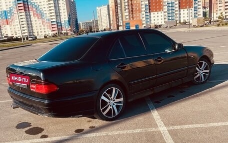 Mercedes-Benz E-Класс, 1997 год, 400 000 рублей, 10 фотография