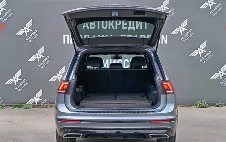 Volkswagen Tiguan II, 2020 год, 2 995 000 рублей, 7 фотография