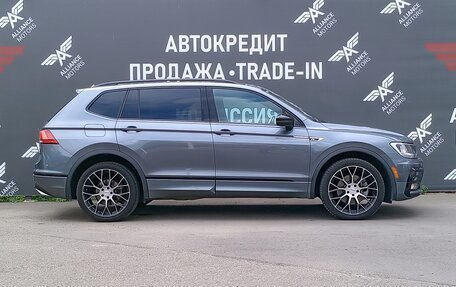Volkswagen Tiguan II, 2020 год, 2 995 000 рублей, 9 фотография