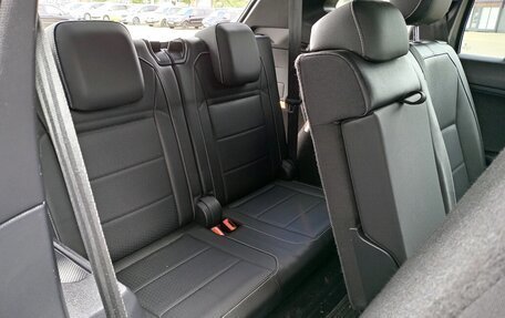 Volkswagen Tiguan II, 2020 год, 2 995 000 рублей, 14 фотография