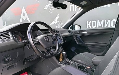 Volkswagen Tiguan II, 2020 год, 2 995 000 рублей, 11 фотография