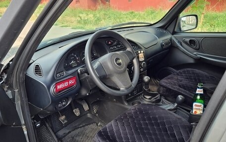 Chevrolet Niva I рестайлинг, 2018 год, 930 000 рублей, 10 фотография