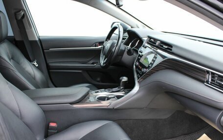 Toyota Camry, 2018 год, 2 199 000 рублей, 13 фотография