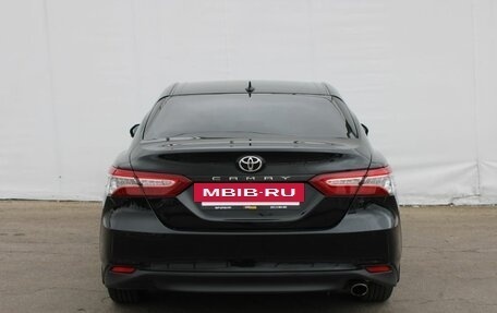 Toyota Camry, 2018 год, 2 199 000 рублей, 7 фотография