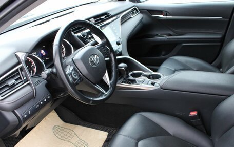 Toyota Camry, 2018 год, 2 199 000 рублей, 17 фотография