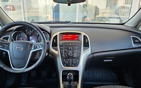 Opel Astra J, 2011 год, 649 000 рублей, 7 фотография