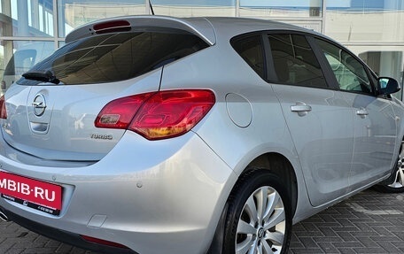 Opel Astra J, 2011 год, 649 000 рублей, 2 фотография