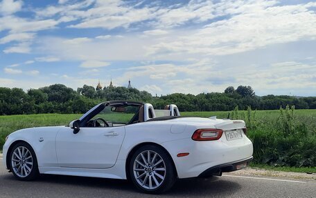 Fiat 124 Spider I, 2017 год, 2 500 000 рублей, 5 фотография