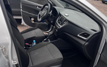 Hyundai Solaris II рестайлинг, 2018 год, 1 200 000 рублей, 11 фотография