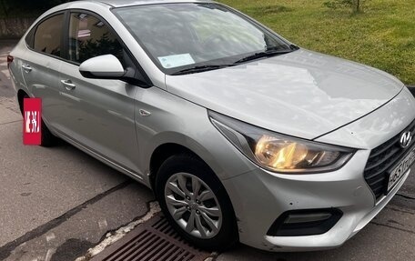 Hyundai Solaris II рестайлинг, 2018 год, 1 200 000 рублей, 5 фотография