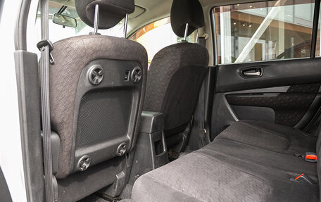 Nissan Wingroad III, 2010 год, 728 000 рублей, 17 фотография