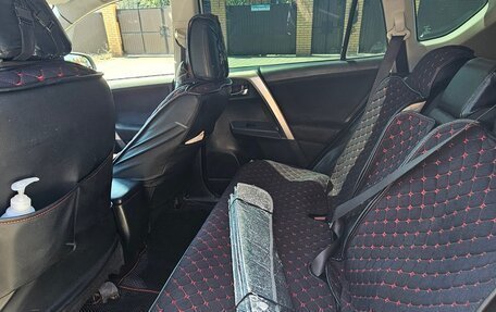 Toyota RAV4, 2013 год, 1 675 000 рублей, 6 фотография