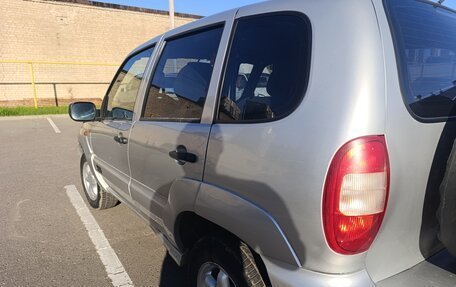 Chevrolet Niva I рестайлинг, 2003 год, 450 000 рублей, 11 фотография