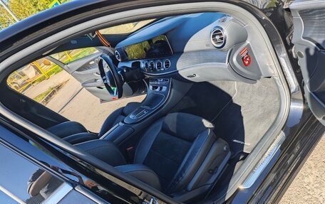 Mercedes-Benz E-Класс, 2021 год, 3 999 999 рублей, 5 фотография