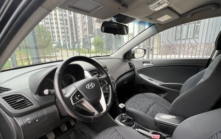 Hyundai Solaris II рестайлинг, 2015 год, 950 000 рублей, 14 фотография