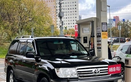 Toyota Land Cruiser 100 рестайлинг 2, 2007 год, 2 350 000 рублей, 2 фотография