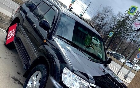 Toyota Land Cruiser 100 рестайлинг 2, 2007 год, 2 350 000 рублей, 13 фотография