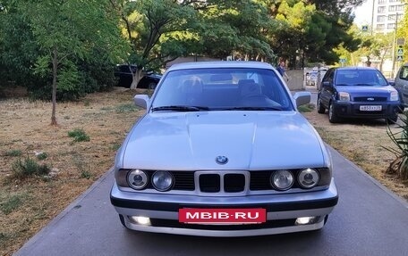 BMW 5 серия, 1989 год, 350 000 рублей, 2 фотография